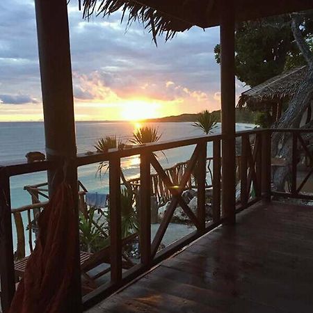 Nini'S Beach Bungalows Bira Eksteriør bilde