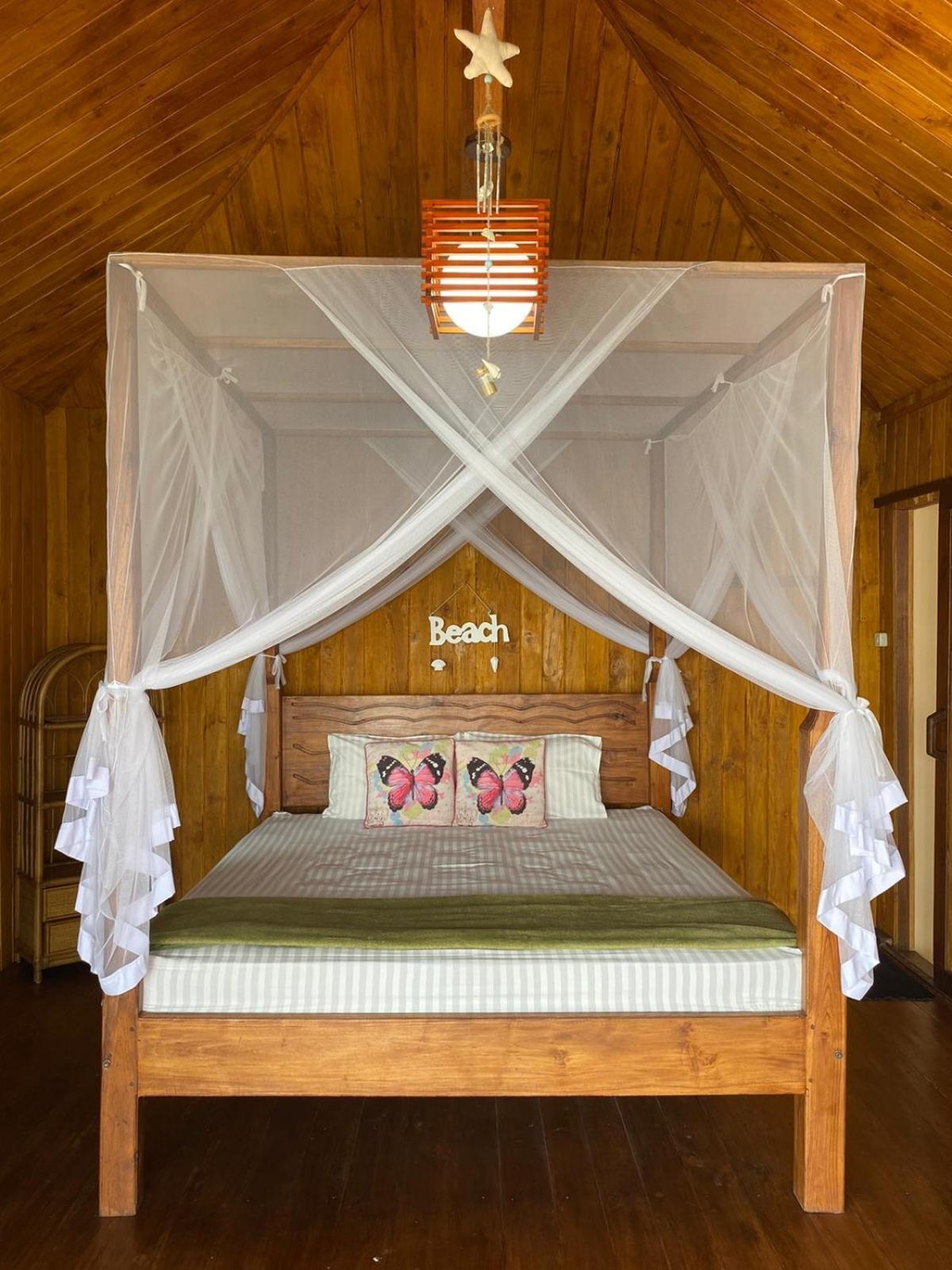 Nini'S Beach Bungalows Bira Eksteriør bilde